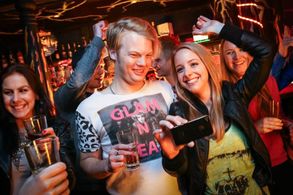 Amelie Plaas-Link and Sören Canenbley in Leipzig Homicide (2001)