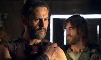 Roberto Enríquez and Alfonso Bassave in Hispania, la leyenda (2010)