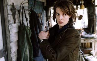 Camille Natta in Crimson Rivers 2: Angels of the Apocalypse (2004)