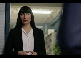 Good Wife's Guide to Murder