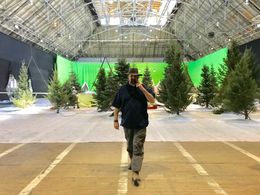 Steven Feinberg on set of 