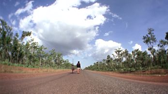 Jenny Agutter and Luc Roeg in Walkabout (1971)