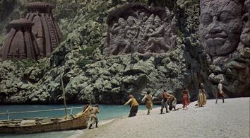 John Phillip Law, Caroline Munro, and Aldo Sambrell in The Golden Voyage of Sinbad (1973)