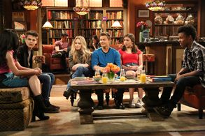 Ceci Balagot, Rowan Blanchard, Sabrina Carpenter, Amir Mitchell-Townes, Corey Fogelmanis, and Peyton Meyer in Girl Meets