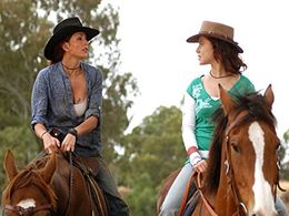 Simmone Mackinnon and Basia A'Hern in McLeod's Daughters (2001)