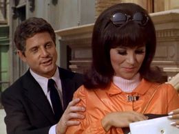 Marlo Thomas and Don Penny in That Girl (1966)