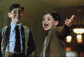 Josh Byrne and Ben Diskin in Mr. Saturday Night (1992)