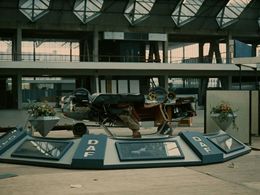 Jacques Tati in Trafic (1971)