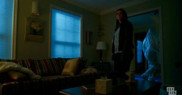 Jen Gardiner playing a detective in An Unexpected Killer