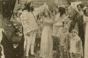 Elsie Albert, Baby Early Gorman, Mildred Manning, Matty Roubert, Brinsley Shaw, and Glen White in Snow White (1913)