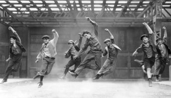 Christian Bale, Ivan Dudynsky, Robert Feeney, Aaron Lohr, Dominic Lucero, and Trey Parker in Newsies (1992)