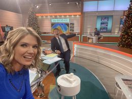 Ben Shephard, Sean Fletcher, and Charlotte Hawkins in Good Morning Britain: Episode dated 4 December 2020 (2020)