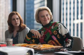 Kate McKinnon and Vanessa Bayer in Office Christmas Party (2016)