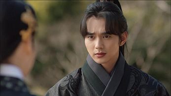 Yoo Seung-ho in The Emperor: Owner of the Mask (2017)