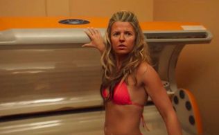 Awkwafina is Nora From Queens - S2E2 