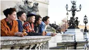 Iris Hesseling, Thom Vendrik, Valentijn Avé, Nola Kemper, and Firy Beuk in 100% Coco (2017)