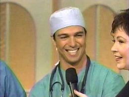 Roseanne Barr and Mario Cunha in The Roseanne Show (1997)