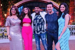 Archana Puran Singh, Tara Sutaria, Tiger Shroff, Kapil Sharma, and Ananya Panday in The Kapil Sharma Show: Students of T