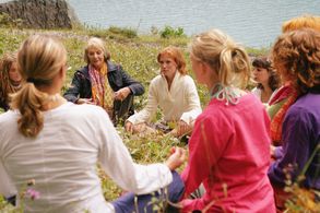 Judith Hofmann and Heidi Diggelmann in Schönes Wochenende (2006)