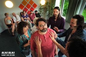 Oliver Korittke and Heiko Pinkowski in Alki Alki (2015)