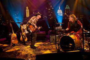 Shovels & Rope, Michael Trent, and Cary Ann Hearst in Austin City Limits (1975)