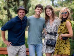 Ondrej Brzobohatý, Tatána Kucharová, Albert Cerný, and Barbora Podzimková in Ondrej G. Brzobohatý feat. Elis Mraz: In Yo