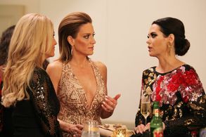 D'Andra Simmons, Stephanie Hollman, and Cary Deuber in The Real Housewives of Dallas (2016)