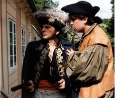 Jirí Pomeje and Pavel Trávnícek in O princi, který mel o kolecko víc (1992)