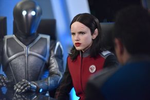 Seth MacFarlane, Mark Jackson, and Halston Sage in The Orville (2017)