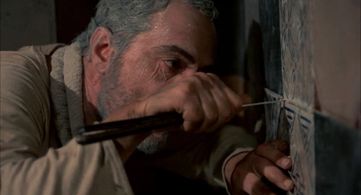 Nino Manfredi in Ugly, Dirty and Bad (1976)