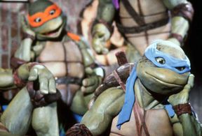 Adam Carl, Mark Caso, Robbie Rist, Michelan Sisti, Leif Tilden, and Brian Tochi in Teenage Mutant Ninja Turtles II: The 