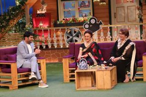 Helen, Asha Parekh, and Kapil Sharma in The Kapil Sharma Show (2016)