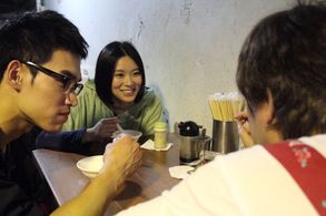 Chin Lang in Apolitical Romance (2012)