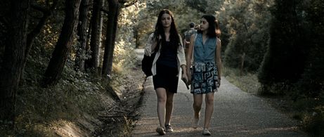 Mariam Bokeria and Lika Babluani in In Bloom (2013)