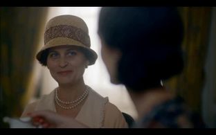 Miranda Wilson as Aunt Bessie Merryman