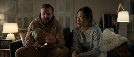 Jess Hong and John Bradley in 3 Body Problem (2024)