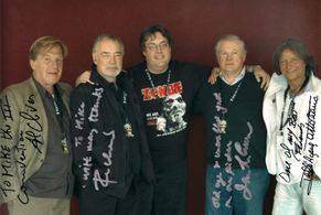 With friends/clients from Lucio Fulci's ZOMBIE cast (from L to R): Al Cliver, Richard Johnson, Myself, Ian McCulloch & O
