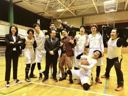 Fumiyo Kohinata, Masami Nagasawa, Sôkô Wada, Teppei Koike, Shinya Kote, Ryôta Ozawa, Masahiro Higashide, Kuu Izima, Ren 