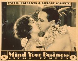 Robert Agnew and Dorothy Gulliver in Mind Your Business (1930)