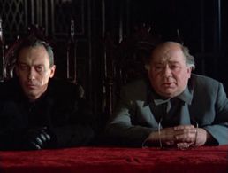 Evgeniy Leonov and Oleg Yankovskiy in Ubit drakona (1988)