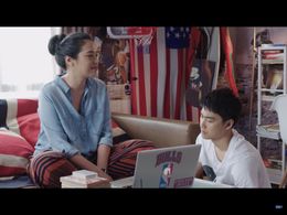 Inthira Charoenpura and Pawat Chittsawangdee in He's Coming To Me (2019)