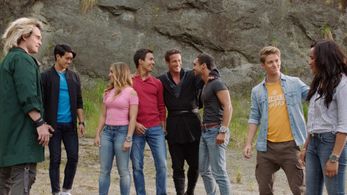 Mike Edward, Kelson Henderson, Zoë Robins, Nico Greetham, Chrysti Ane, Peter Adrian Sudarso, William Shewfelt, and Jordi