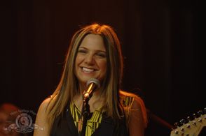 Lauren Collins in Picture This (2008)