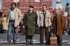 Valeriy Barinov, Aleksey Guskov, and Dmitriy Nazarov in The Concert (2009)