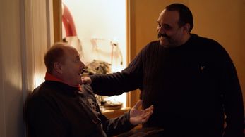 With the unique talent that is Russel De Rozario!