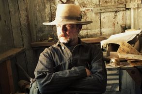 Johnny as Dan Green in The Great Race.