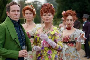 Ben Miller, Polly Walker, Bessie Carter, and Harriet Cains in Bridgerton: Swish (2020)