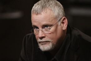 Michael Connelly in Castle (2009)