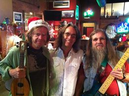 William H. Macy, Michael C. Mason and Mike Cochrane on the set of Shameless.