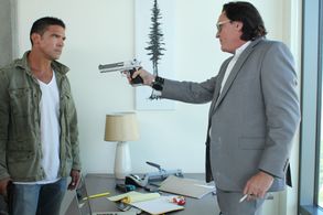 Michael Madsen and Paul Sloan in Vigilante Diaries (2016)